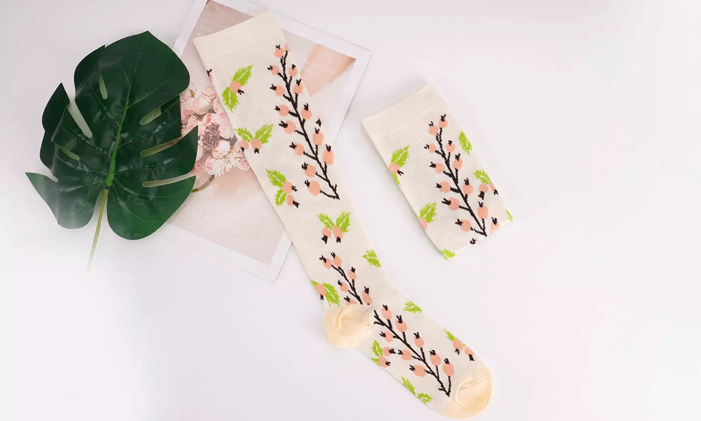 6 Pairs Knee-High Graduated Compression Socks 15-20 mmHg for Nurses Running