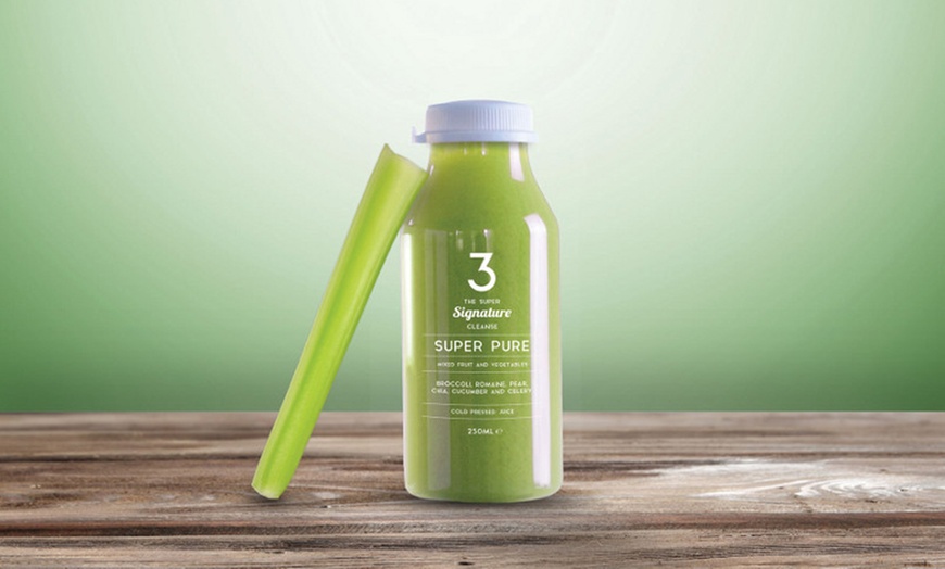 Image 4: Cold-Pressed Juice Set
