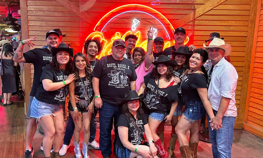 Image 6: Country Bar Crawl in Vegas with Party Bus and Mixed Drinks