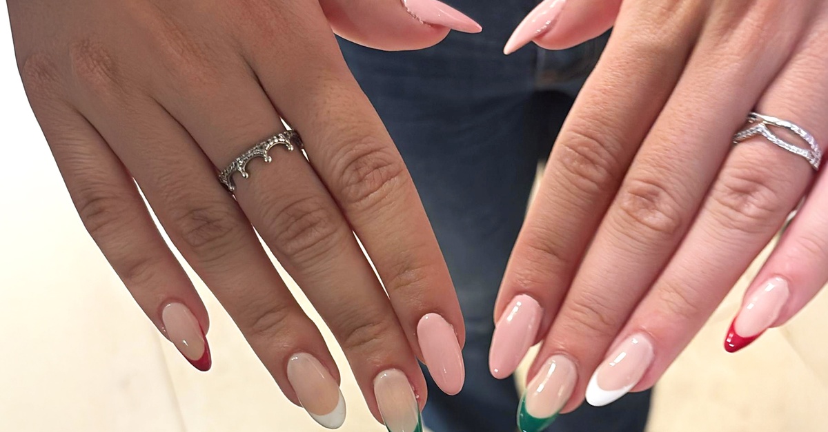 Sesión de manicura o pedicura con acabado Shellac en Madrid