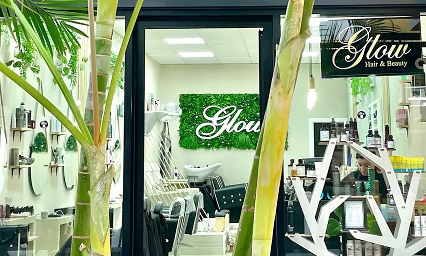 Image 2: Extensión de pestañas, diseño de cejas y masaje de contorno ocular