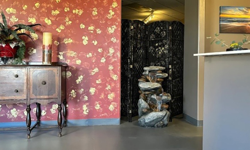 Image 6: 1, 2, or 3 Sessions 60-Minute Signature Couples Massages with Upgrades