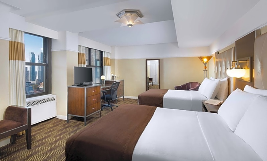 Image 2: Member-Only Deal: The New Yorker Hotel by Lotte Hotels