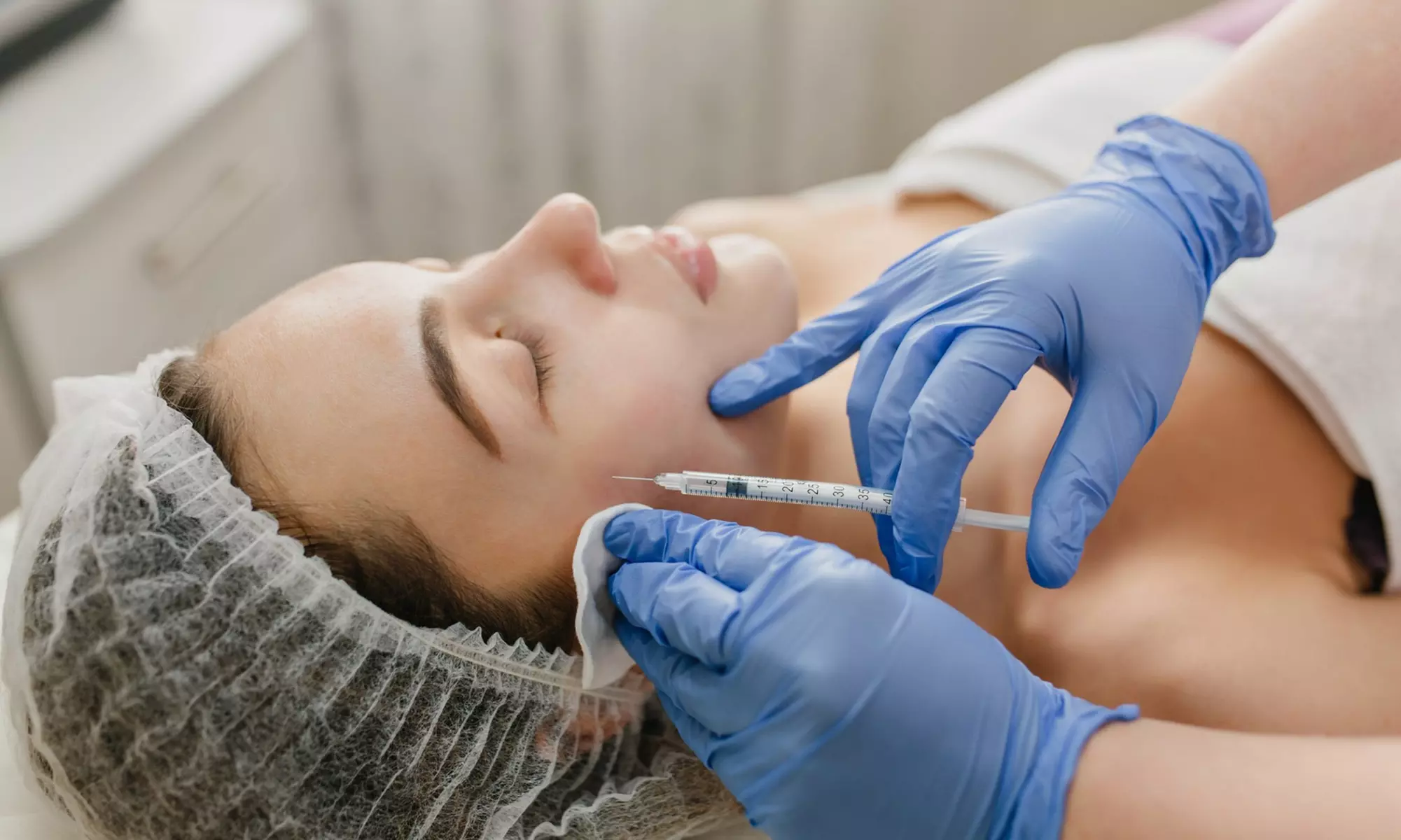 Tratamiento reafirmante inyectado, mesoterapia y ADN