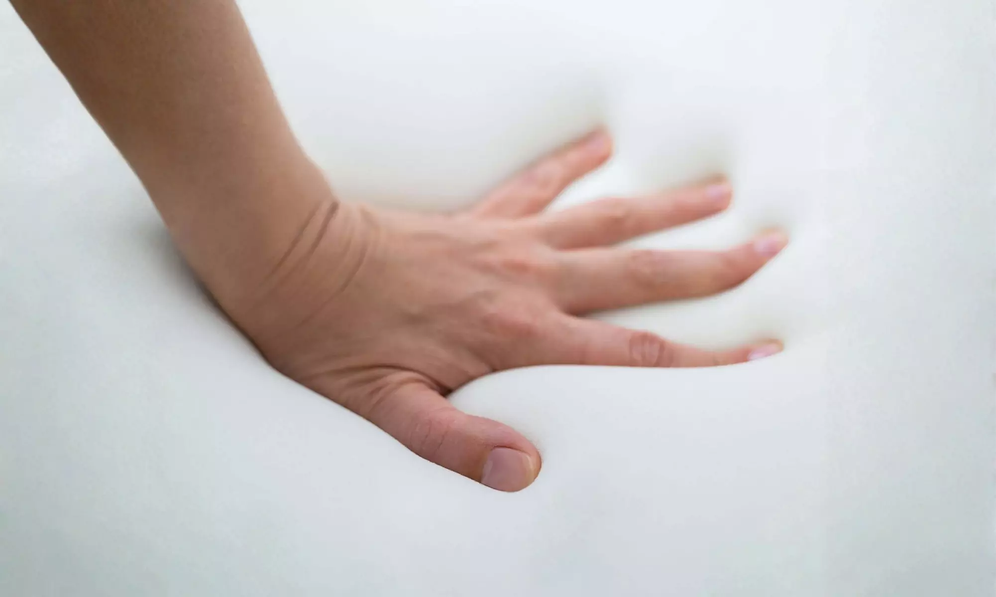 Klappbett 90 x 200 mit Memory-Schaum-Matratze - Klappbar & mobil