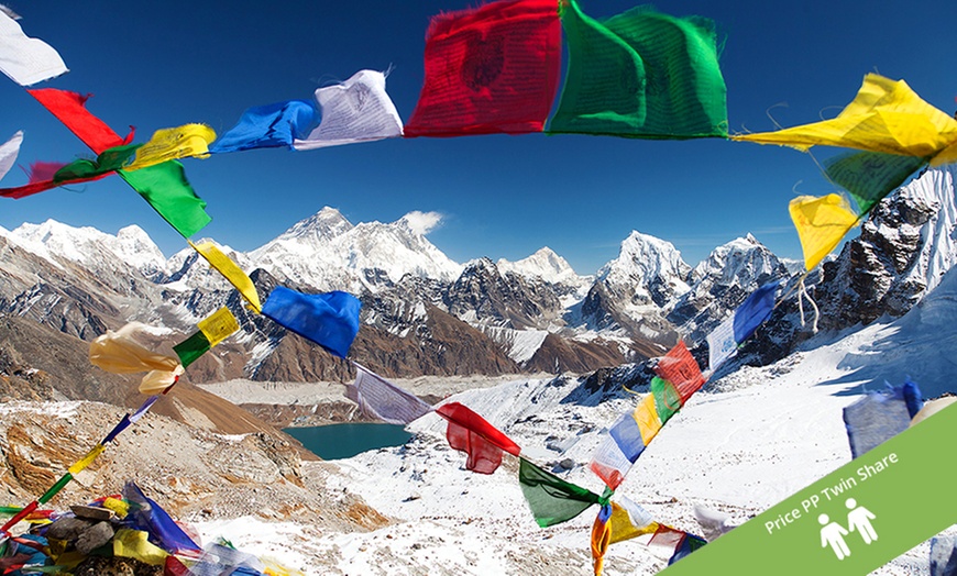 Image 1: Nepal: 8-Day Everest View Trek with Accommodation & all meals
