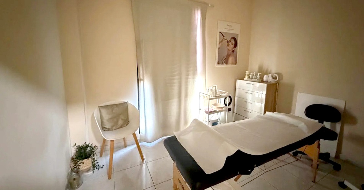 Masaje relajante, tratamiento para piernas cansadas o limpieza facial en Tenerife