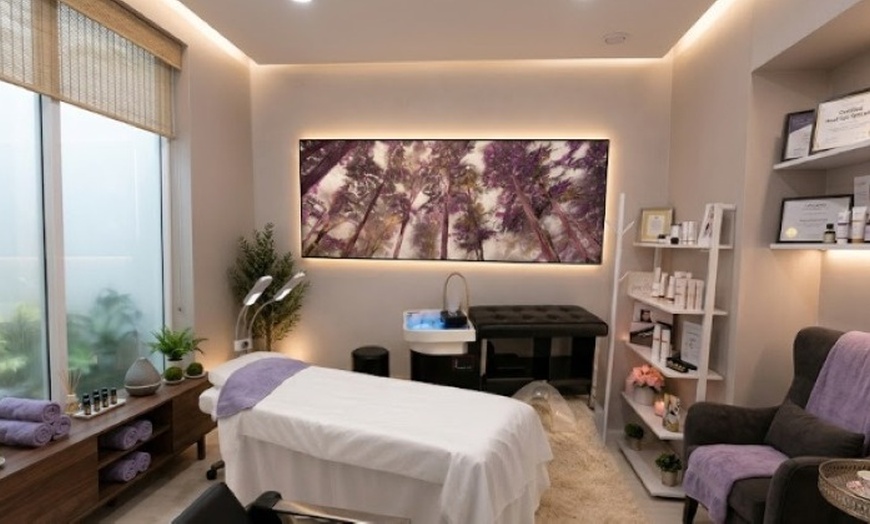 Image 2: 59% Off Korean Glass Skin Microneedling Facial

