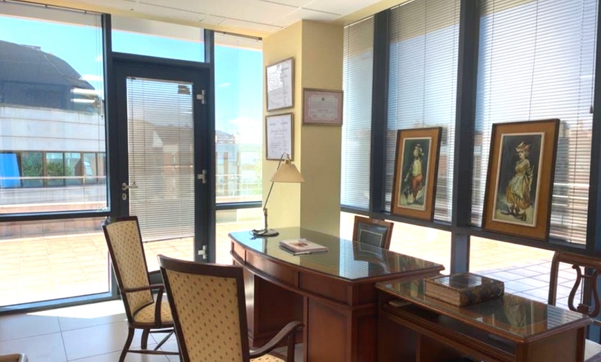 Image 6: Tratamiento reafirmante y relleno dérmico en Sarve Medicalestetic