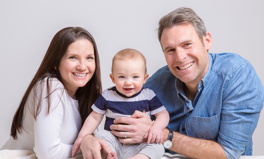 Image 1: Baby Photoshoot With 8'' x 6'' Print at Barrett & Coe studios 