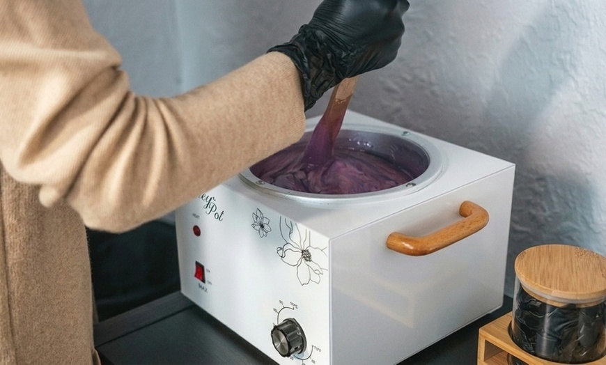 Image 3: Comfortable Brazilian Waxing with Gentle Bushbalm Wax