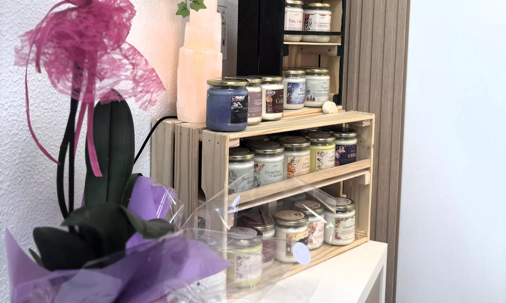 Manicura, pedicura o manipedicura semipermanente con diseño en 1 uña