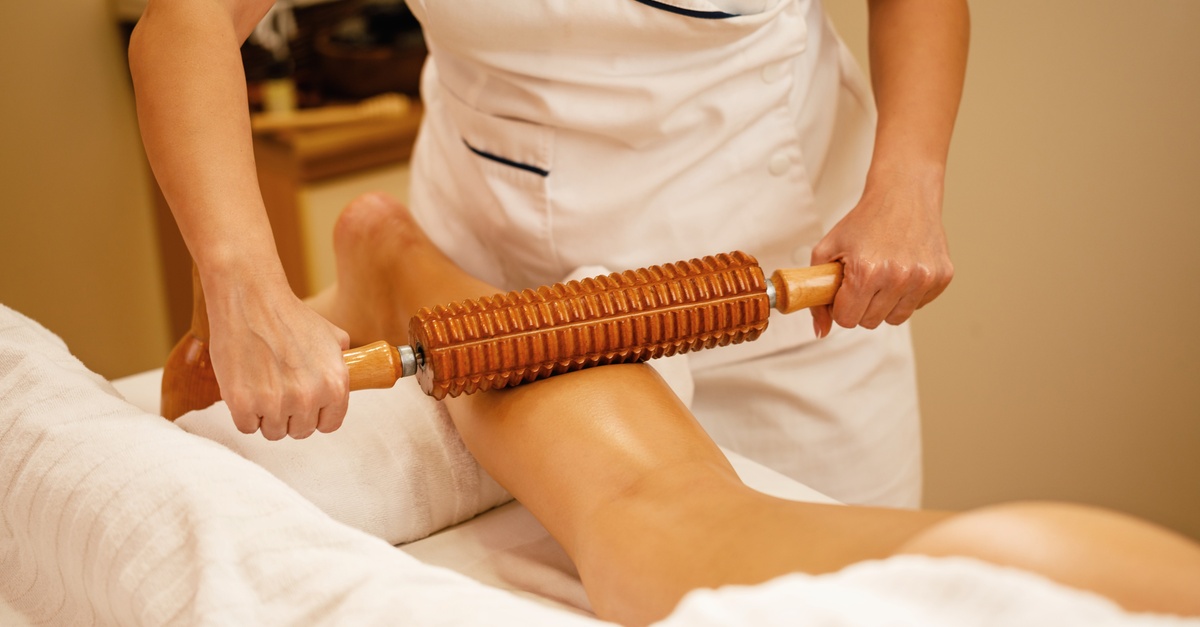 Sesión de maderoterapia zonal y presoterapia en Valencia