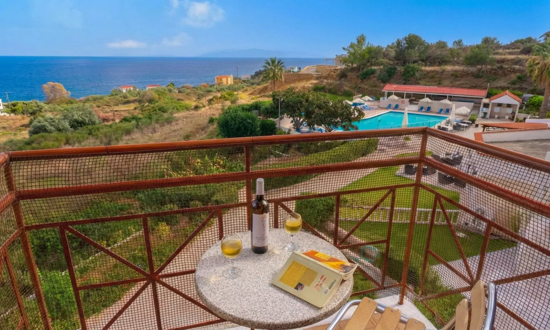 ✈ Cefalonia, Estate 2026: Volo diretto più 7 notti in hotel a rate