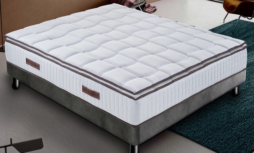 Image 1: Materasso con topper in memory foam ortopedico e sfoderabile