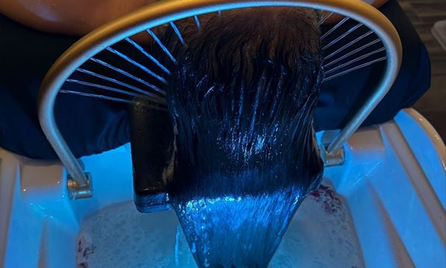 Image 2: Luxurious Head Spa Treatments for Total Relaxation 
