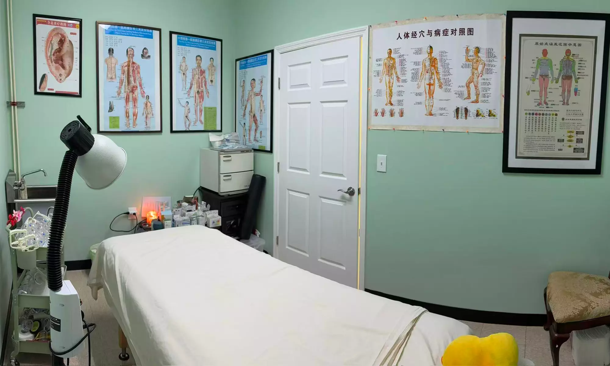 Acupuncture and Oriental Medicine Clinic: 30, 60, or 90 min of Therapeutic Massage with Cupping (Up to 30% Off) - Second Medium