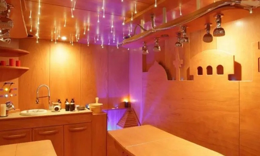 Image 6: Spa privado de 30 minutos para 2 con facial Flax o masaje y copa 