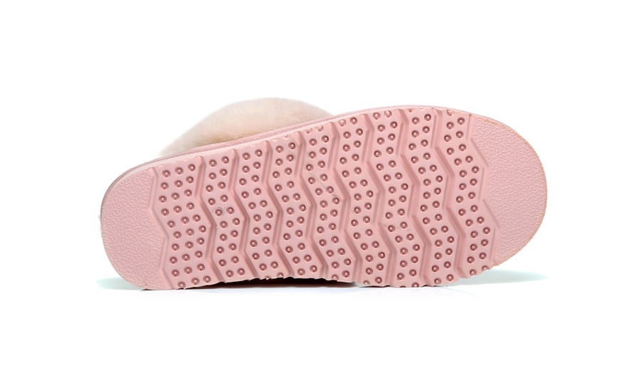 Image 17: UGG Unisex Muffin Scuff Slippers