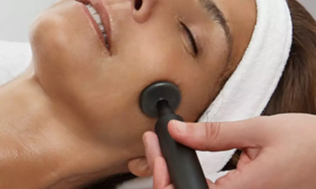 Limpieza facial con punta de diamante, 1 o 3 sesiones