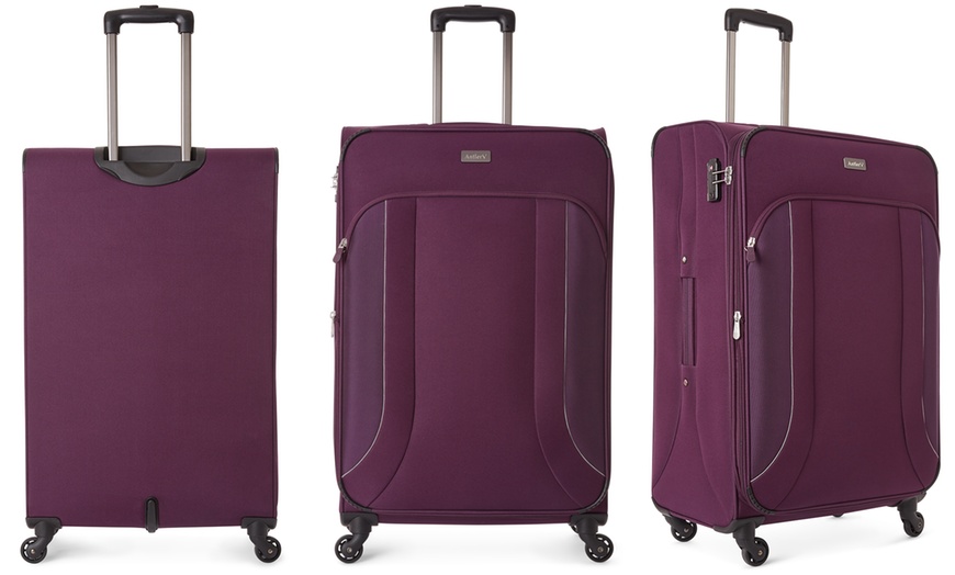 Image 13: Antler Three-Piece Suitcase Set