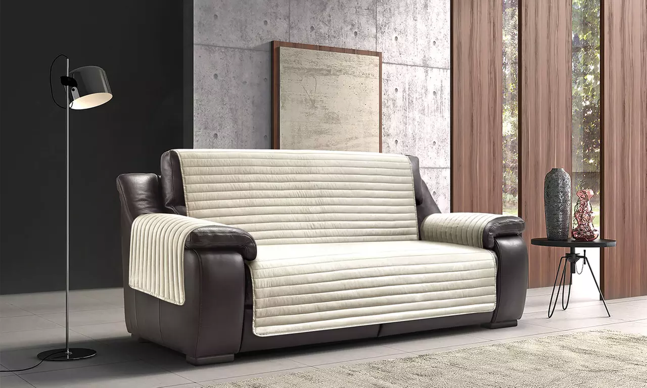 Wasserabweisender, wendbarer Bezug für Sessel oder Sofa