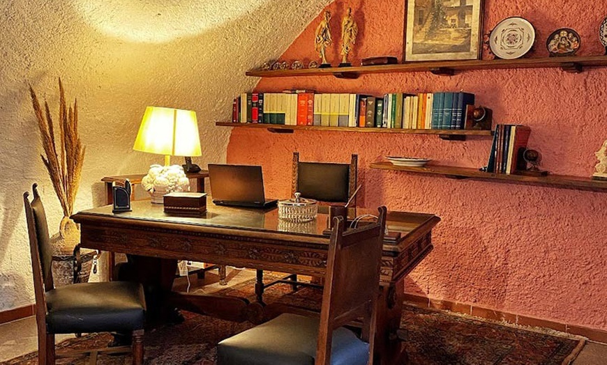 Image 14: Abruzzo: 1 o 2 notti con colazione o mezza pensione e Wine Spa 