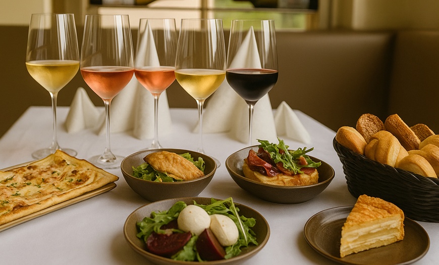 Image 1: Tagesgericht aus aktueller Karte & ein Stück Kuchen für 2 oder 4 Pers.