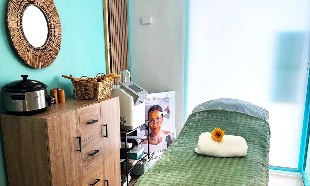 Higiene facial con paleta ultrasónica, microdermoabrasión o Kobido