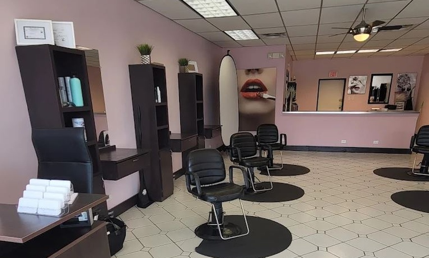 Image 2: Transform Your Hair with Keratin or Japanese Treatment