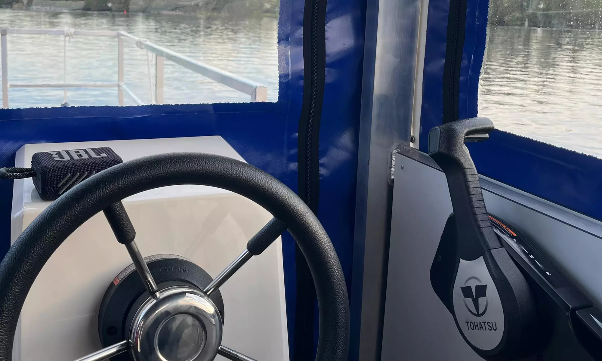 8 Std. Grillboot mieten in Berlin für bis zu 14 Personen (Mo-Do)