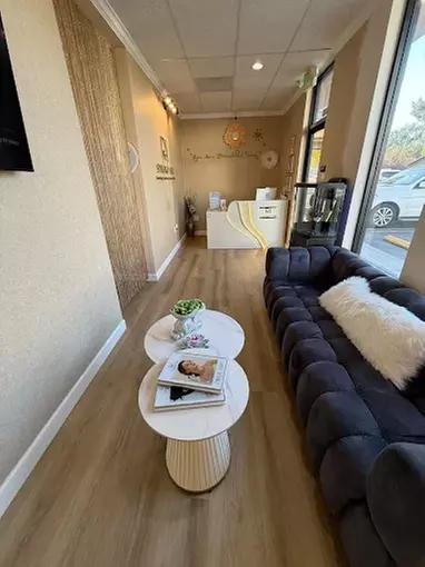 Enjoy a 75 or 90-Minute Advanced or Luxury Head Spa for 1 or 2 