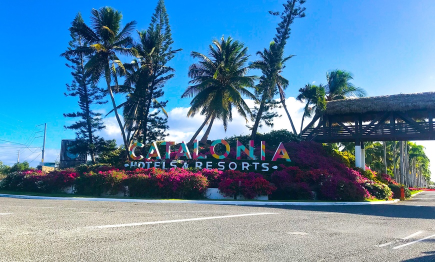 Image 28: ✈ 4-Night All-Inclusive Punta Cana Stay with Air from Travel by Jen