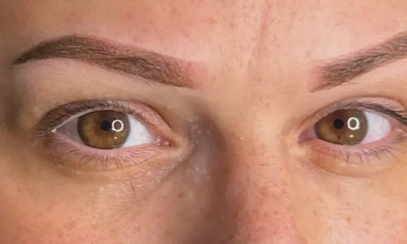 Permanent-Make-up für Augenbrauen oder Lippen für 1 Person