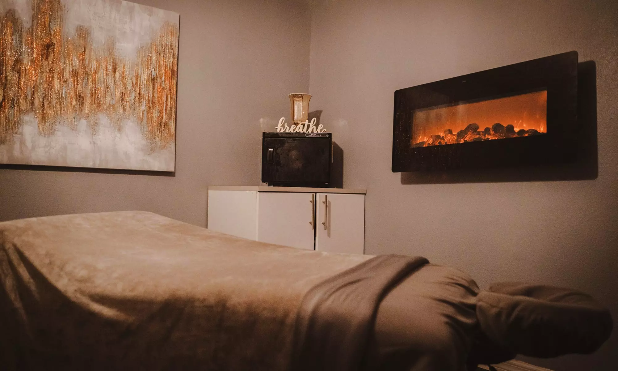 One 50-Minute Relaxation Massage w/ Hot Stones, Aromatherapy and More