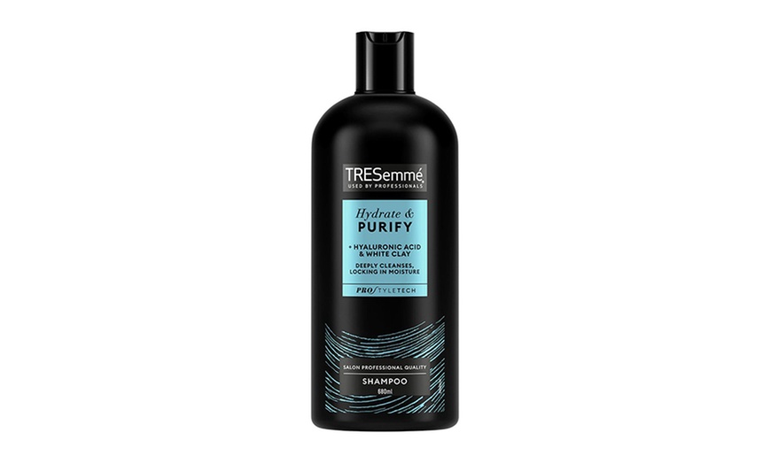 Image 31: Tresemme Shampoo and Conditioner Bundle 680ml Each