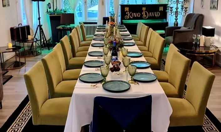 Kosheres Gericht mit Beilage, Salat und Vorspeise für 1 bis 4 Personen