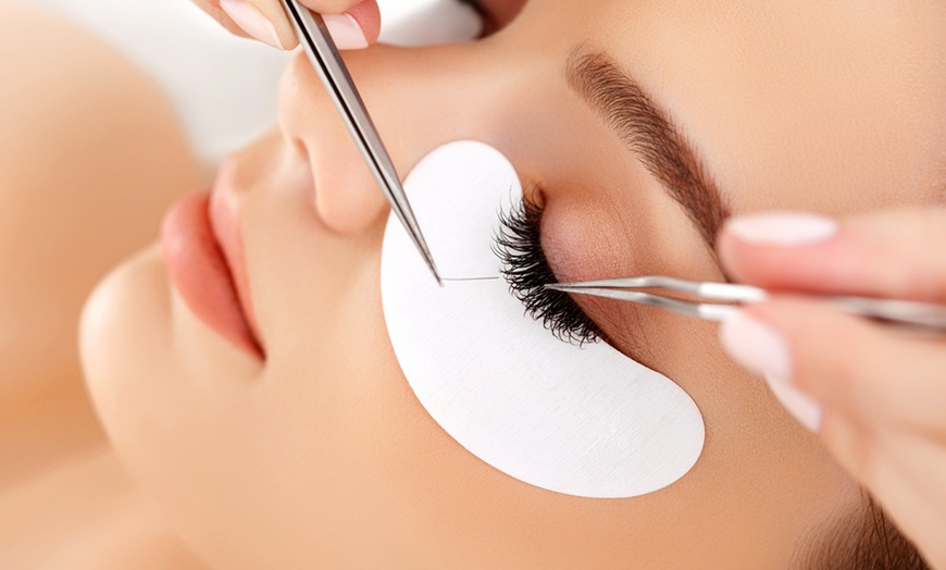 Image 1: Achieve Drama w/ Classic, Hybrid, 4D/5D/6D/7D Full Set Lash Extensions