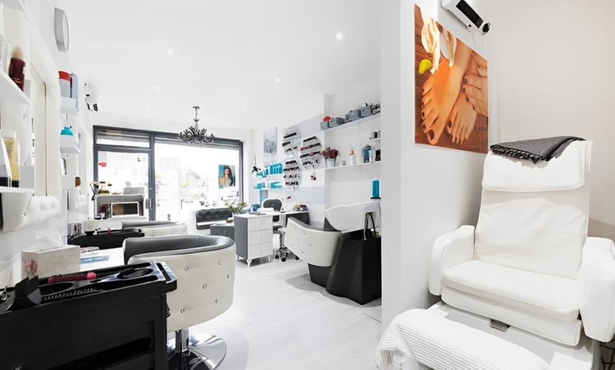 Image 4: Wash, Haircut & Blow-Dry with Full Head Color or Keratin Treatment