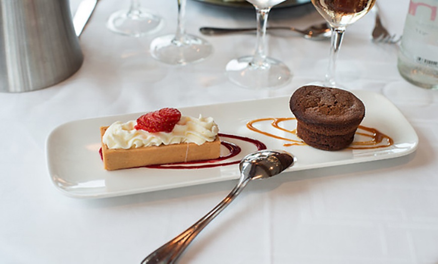 Image 12: Croisière gastronomique sur la seine