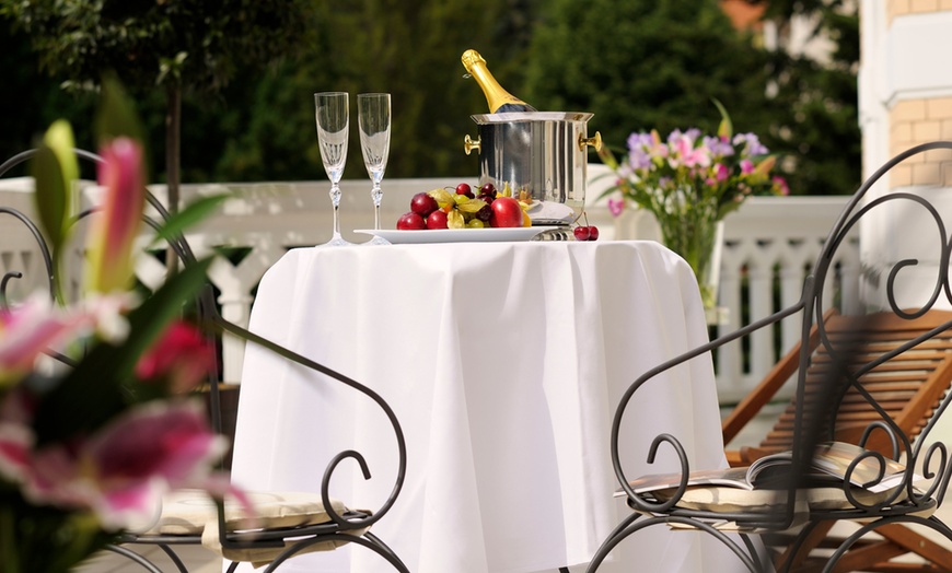 Image 13: Karlsbad: 2 Nächte, inkl. Frühstück & Wellness, opt. Halbpension