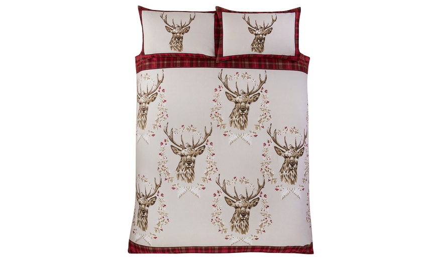 Image 10: Angus Stag Brushed Cotton Duvet Set
