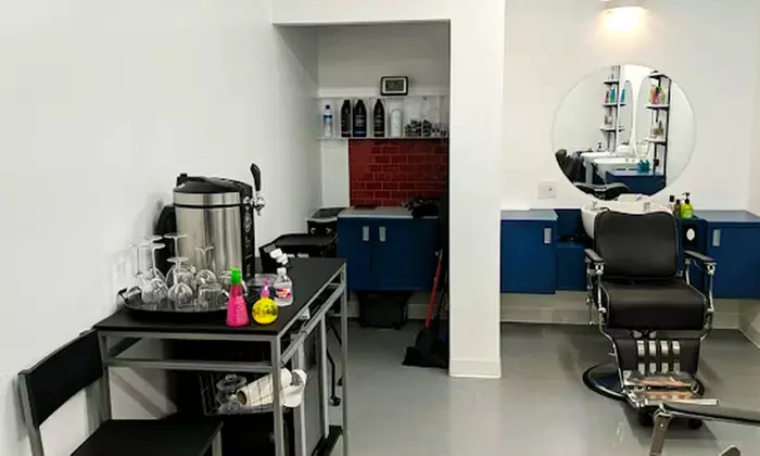 Men's Classic Haircut Sessions / Men's Haircut & Beard Trim Package