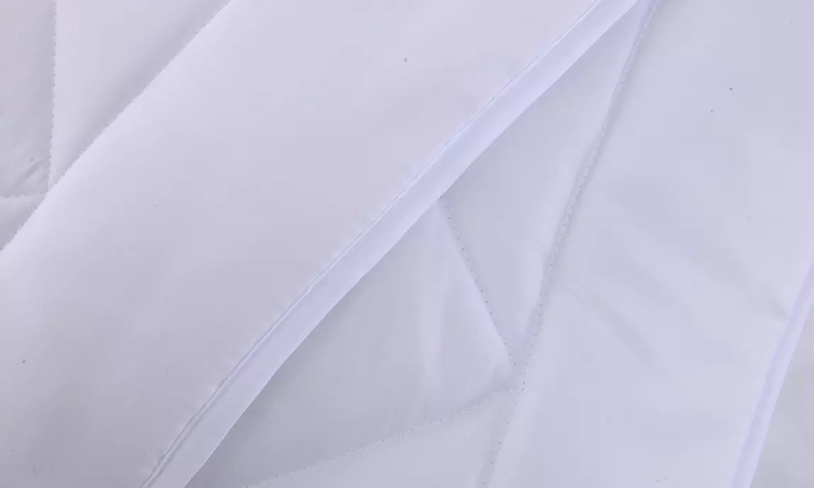 Couette 4 saisons en microfibre