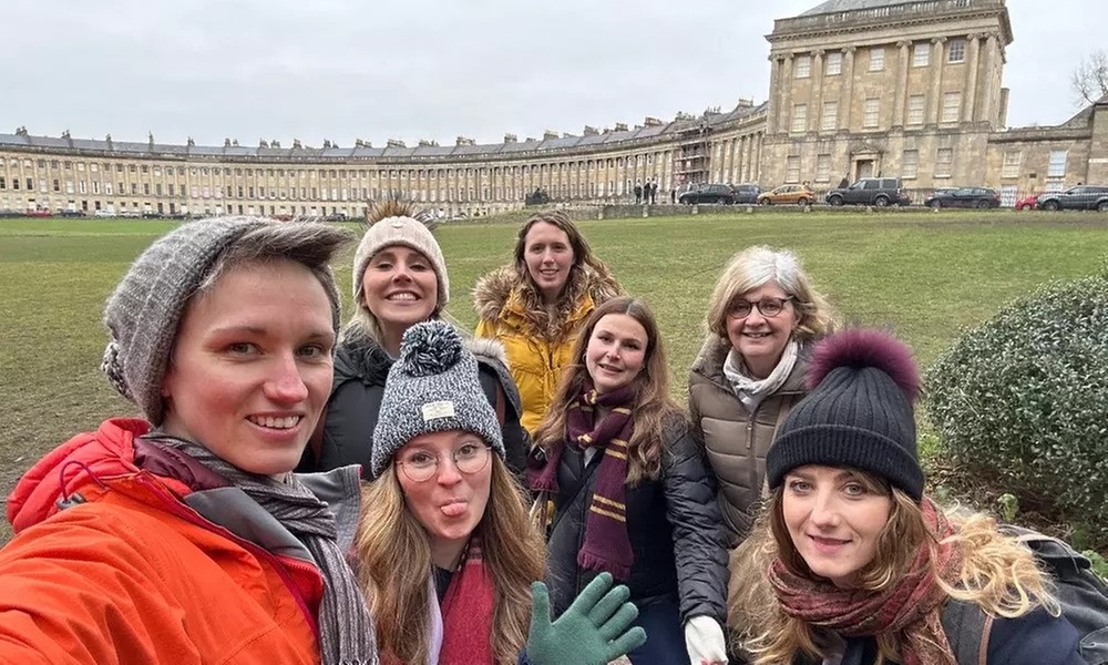 Scavenger Hunt Experience - Choose Your City with Puzzling Adventures