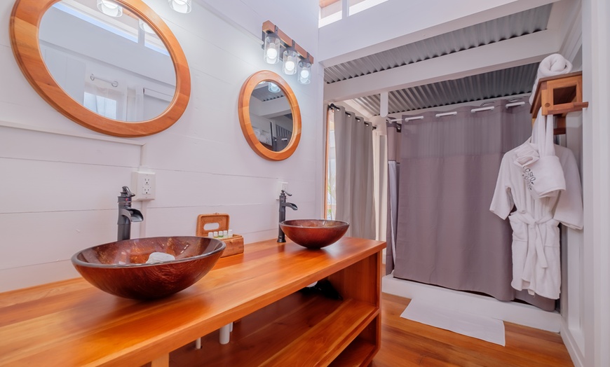 Image 3: Aruna Resort & Villas: Family-Friendly Beach Hotel Stays