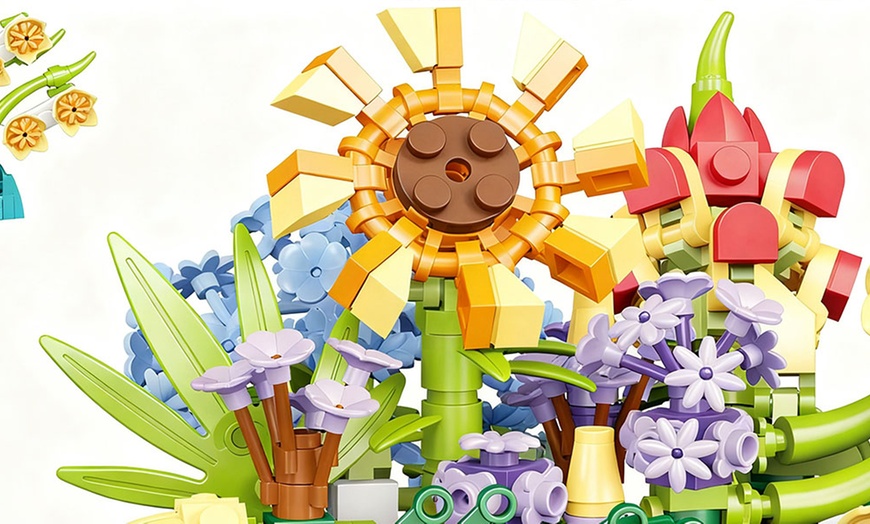 Image 4: Baustein-Adventskalender mit Blumen- oder Weihnachts-Motiven