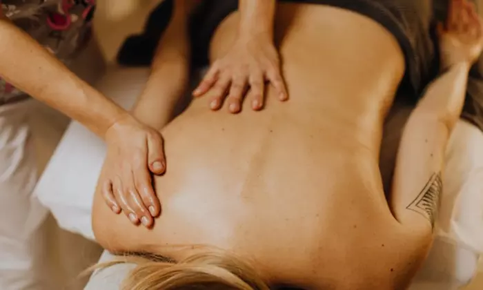 Unwind with Expert 50- or 60-Minute Deep Tissue Massage 