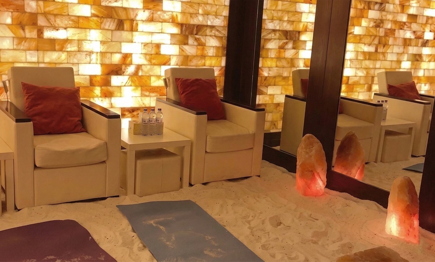 Image 3: Detox & Unwind: 60-Min Reflexology Experience for One or Two