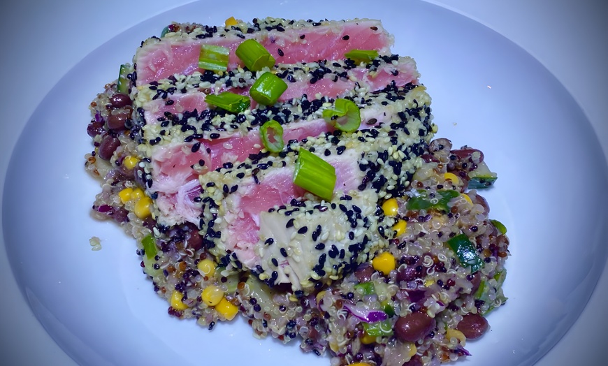 Image 7: Drag Show Bottomless Brunch or Dinner for an Unforgettable Night Out!